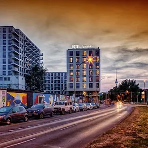 *** Hotel Schulz At The East Side Gallery Germany